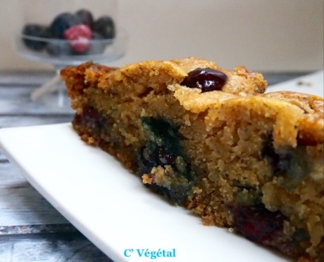 Banana cake coco et myrtilles - C'Végétal