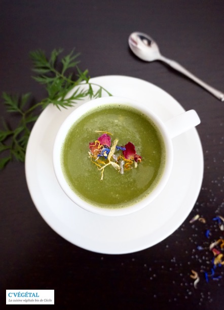 Soupe de panais et fanes de carottes : Parsnip and carrot tops soup - C'Végétal