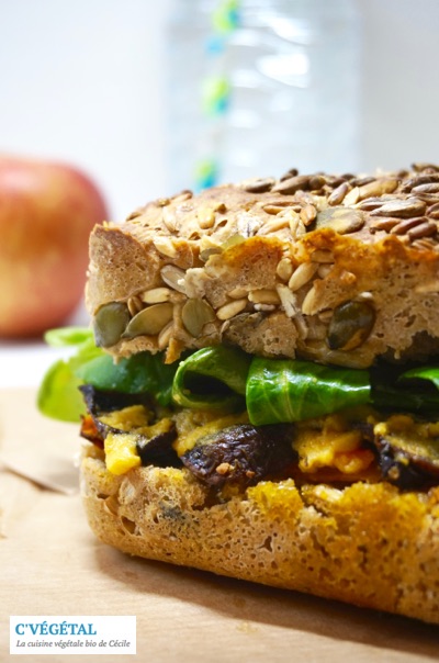 Le sandwich "toasté végane" façon Cojean (champignon, potimarron et "cheddar") - C'Végétal http-:cvegetal.com