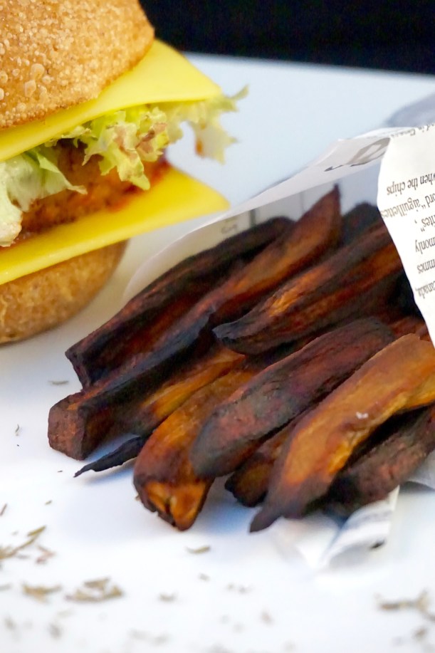 Frites d'aubergine légères au four